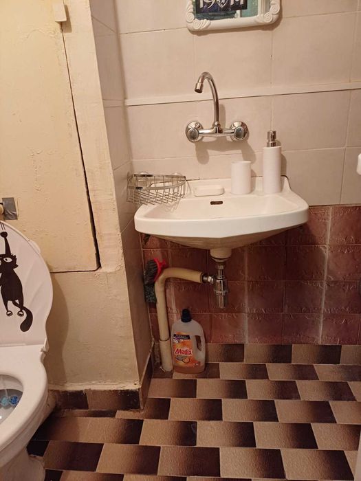 Дава се под наем Двустаен апартамент в Плевен, Сторгозия - 60 кв.м за 255 € - Снимка #6