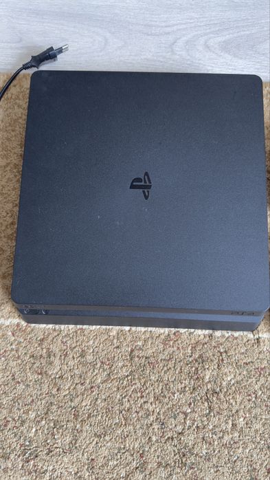 Sony PlayStation 4