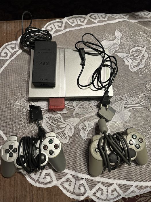 PlayStation 2 + игри