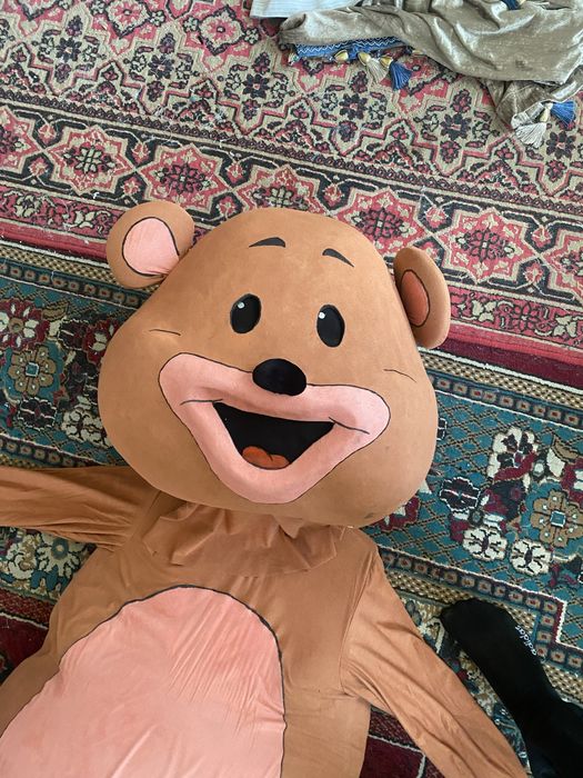 Kastyum sotiladi ayiq