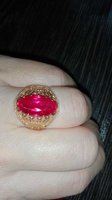 Продается золотое кольцо . Советское золото проба 583.