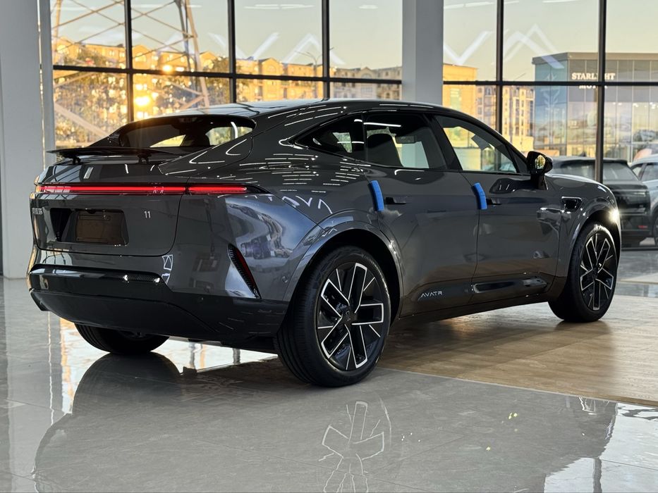 Avatr 11 Full 760 km 2025 Nalichida