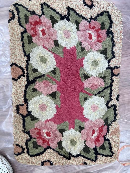 Продам коврики для ванной и туалета