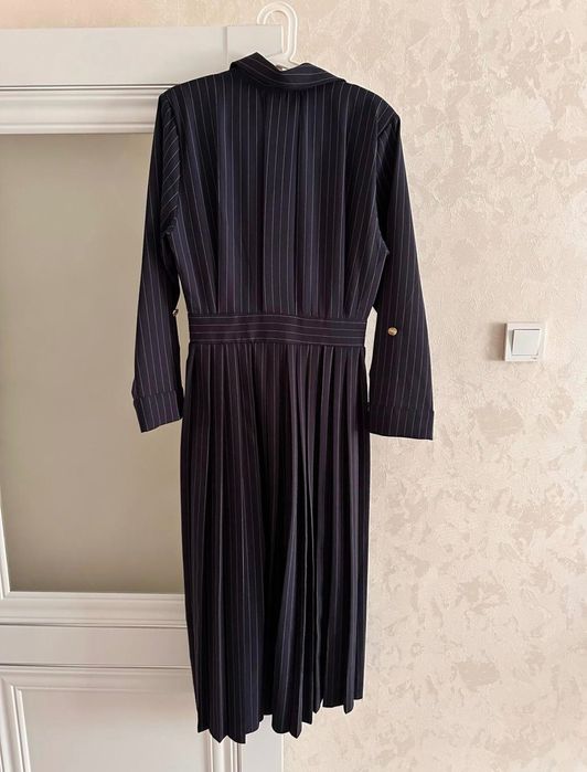 темно-синие платья