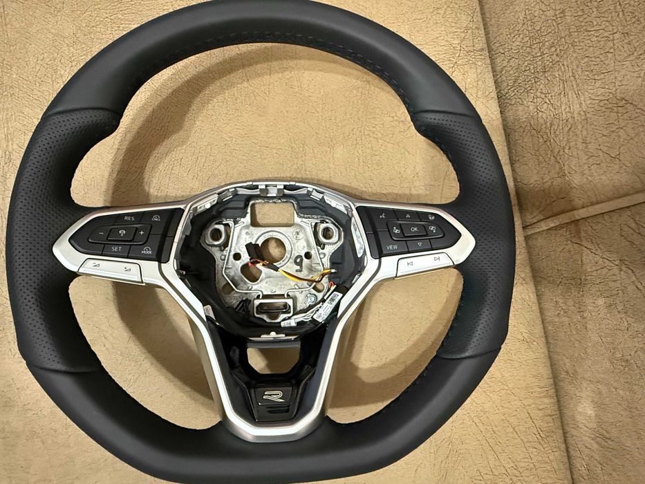 Волан R и еърбег/airbag за VW/Фолксваген-оригинални,чисто нови