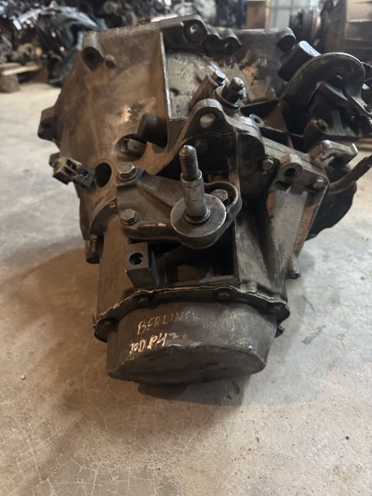 Скоростна кутия Ситроен Берлинго Пежо партнер 1.6 д Partner 20DP47