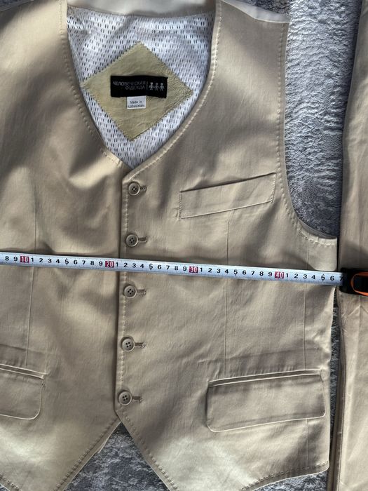 Брючный костюм с жилеткой 48 размер