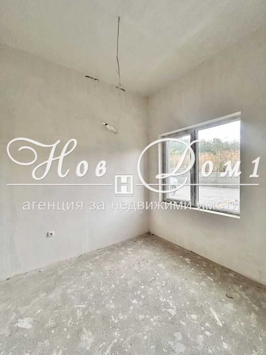 Продава се Двустаен апартамент в Варна, Център - 37 кв.м за 1446 €/кв.м - Снимка #1