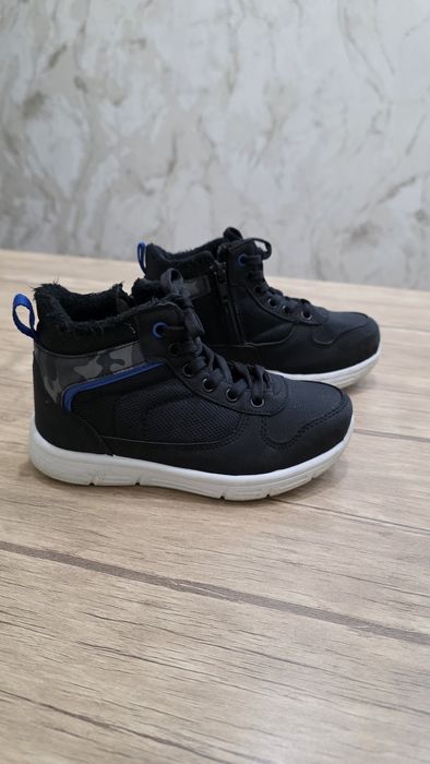 Осенние ботинки на мальчика 29 размер