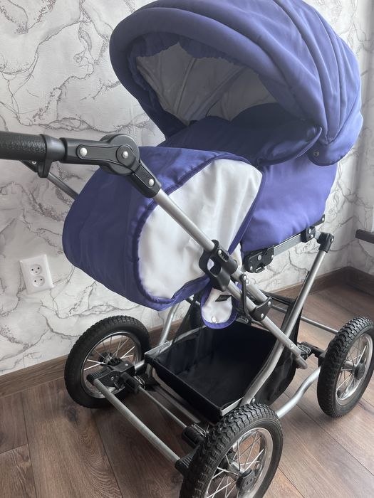 Продам коляску 2 в 1 Julia Baronessa
