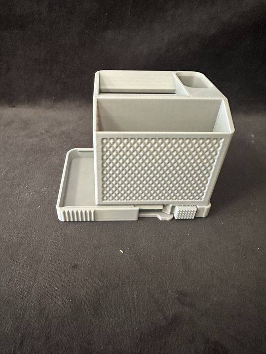 Предлагам професионални услуги за 3D принтиране