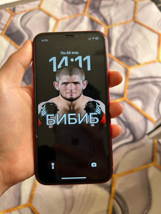 Iphone 11 128гб  .