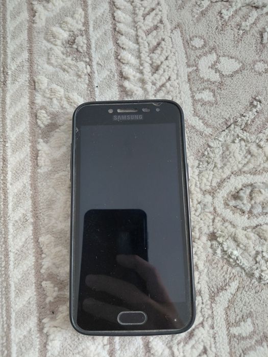 Телефон Samsung J2 pro
