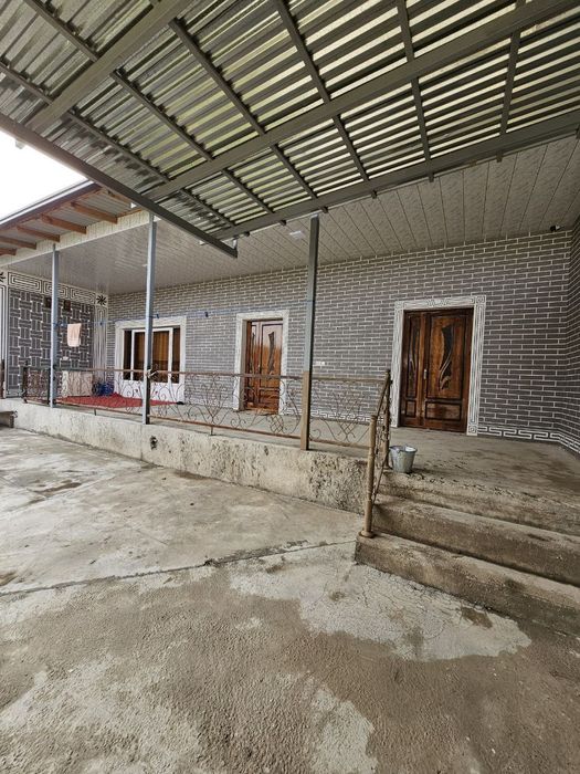 Уй сотилади замонавий ситилда курилган