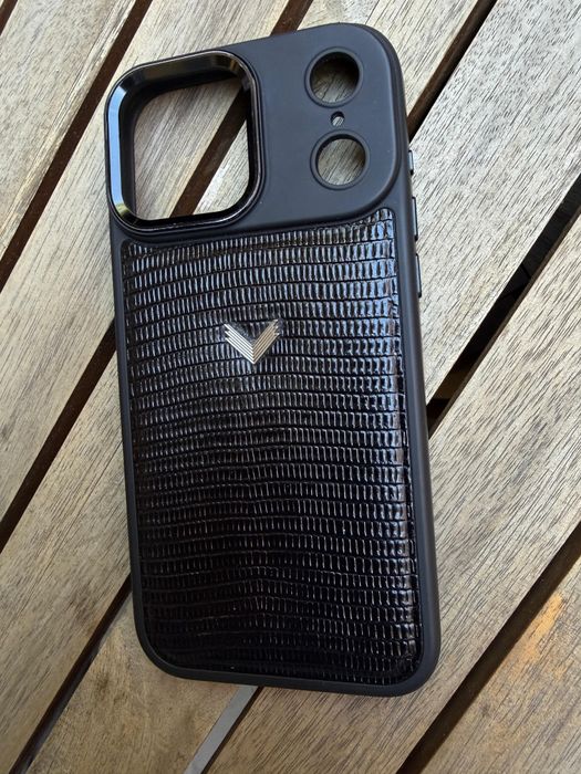 Husa Telefon iPhone 17 Pro Max Velante