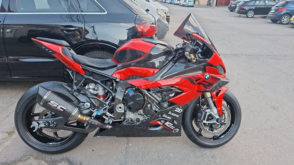 BMW S1000RR carbon