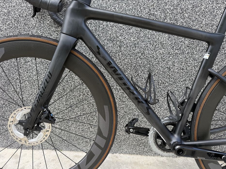 Specialized S-Works Tarmac SL8 2025 FACT 12r Carbon • SRAM Rival eTap AXS • Zipp 404 Firecrest