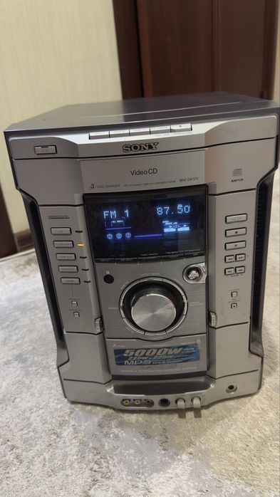 Музыкальный центр модель: Sony MHC-GN70V