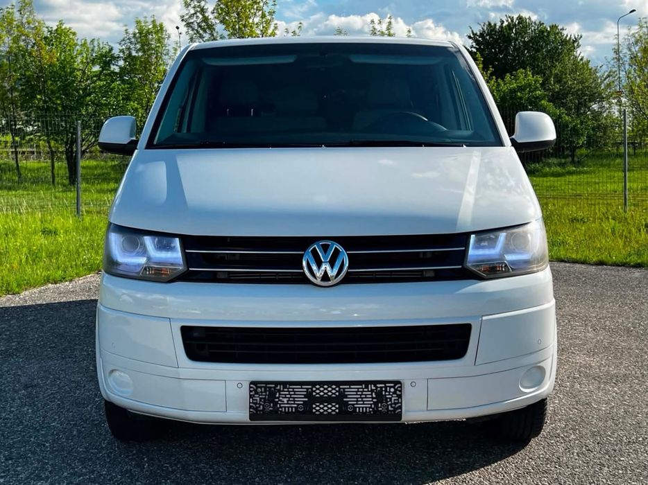 VOLKSWAGEN Caravelle 2014