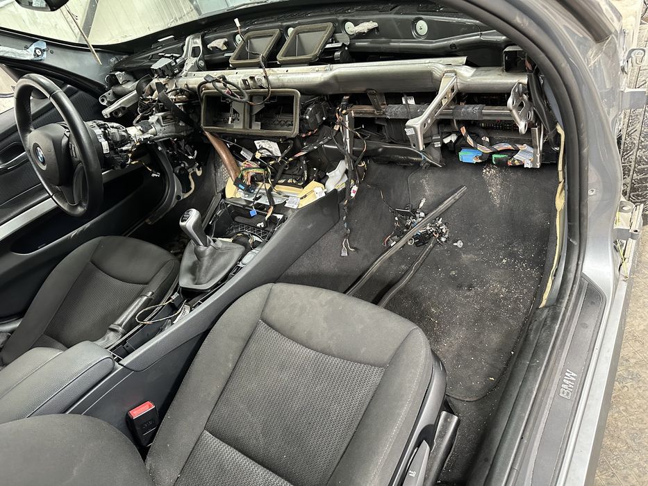 Dezmembrez,dezmembrari,piese bmw e90 lci, e91 318 320d n47d20c, 320d