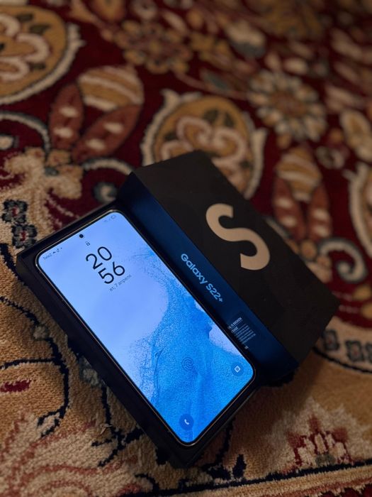 Продам телефон срочно