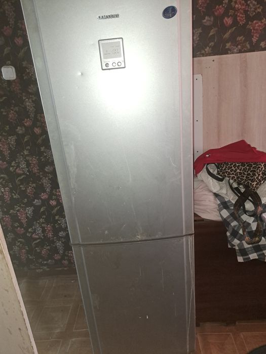 Холодильник. Самсунг