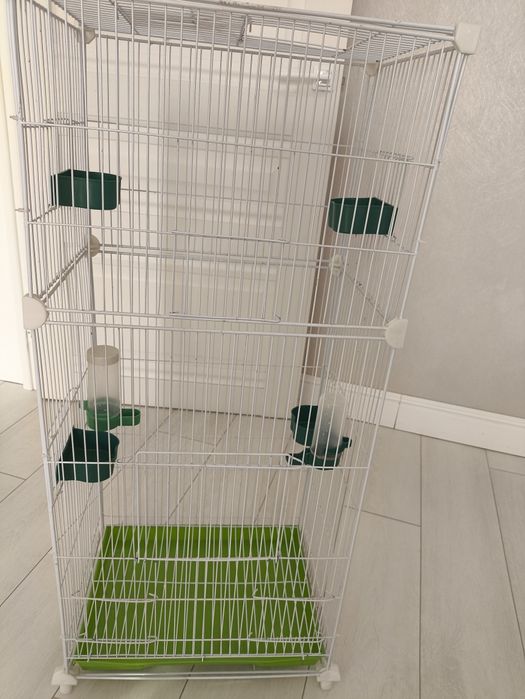 Продам клетку для попугая