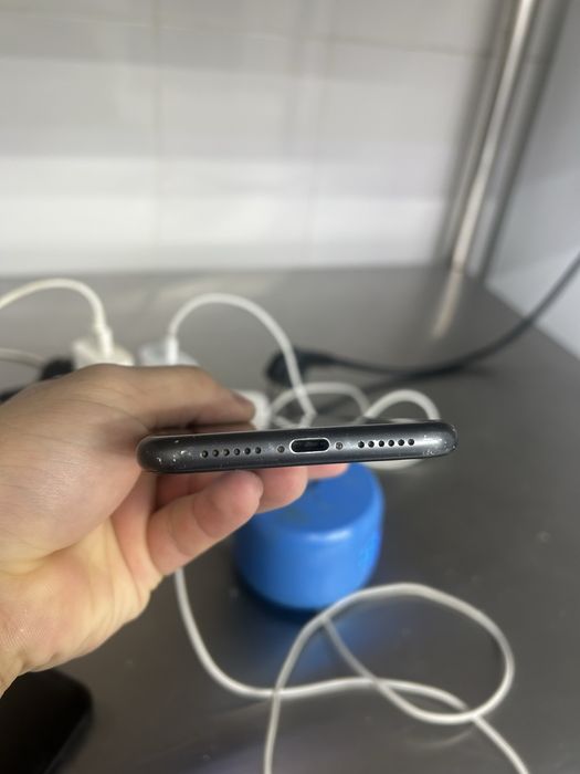 Iphone 11 черного цвета