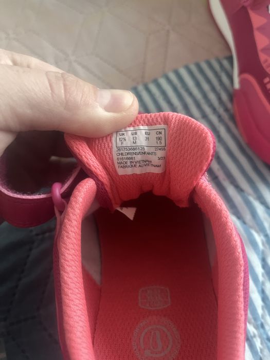 Clarks детски обувки