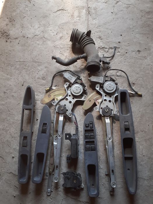 Запчасти на Тойота ипсум