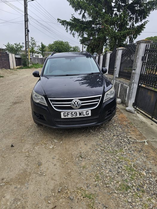 Dezmembrez vw Tiguan an 2010 2.0d e5