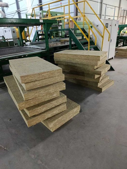 Базальтовые плиты