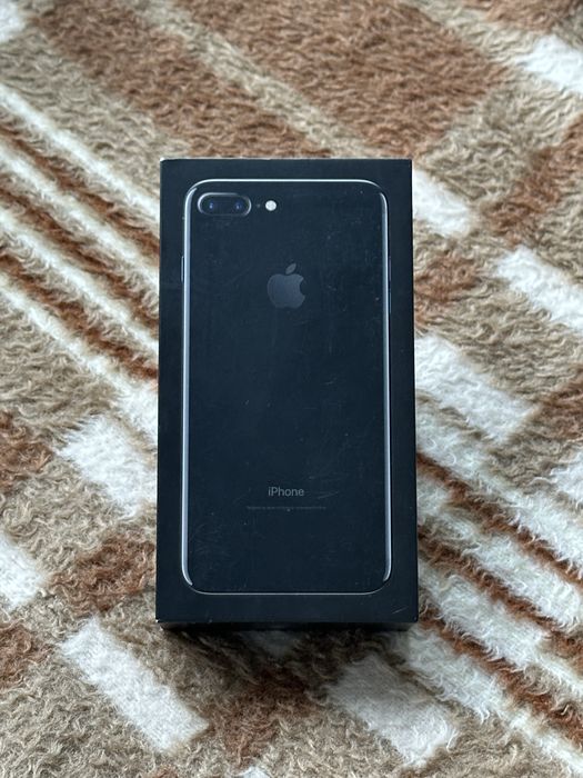 Apple iPhone 7 Plus, Jet Black, 128 GB