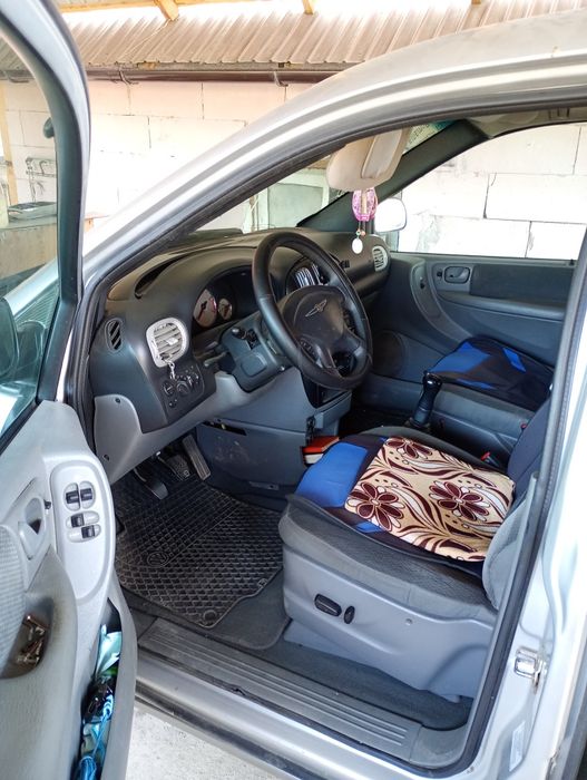 CHRYSLER Voyager 2004 — imagine 5