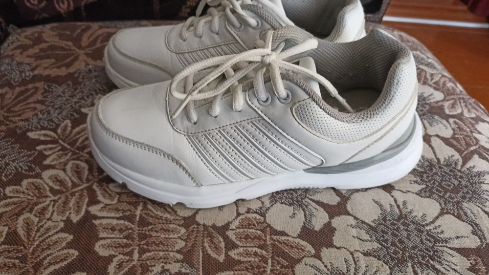 Продам детские красовки