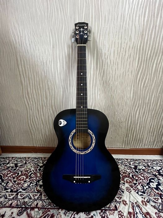 Акустическая гитара