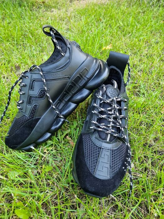 Chain Reaction full black dama si barbati