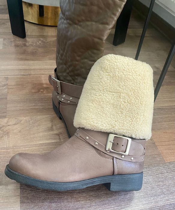 Bocanci dama inalti.