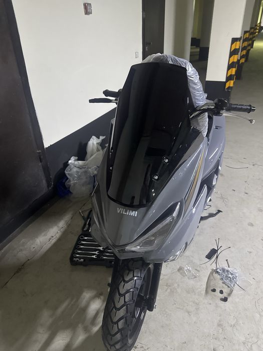 Скутер MAXI. 150кубов