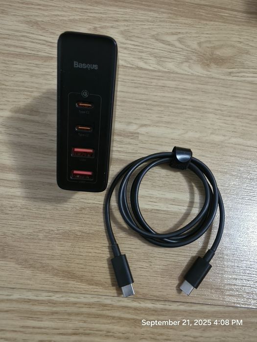 Încărcător Baseus GaN2 Pro 100W – 2xUSB-C + 2xUSB-A
