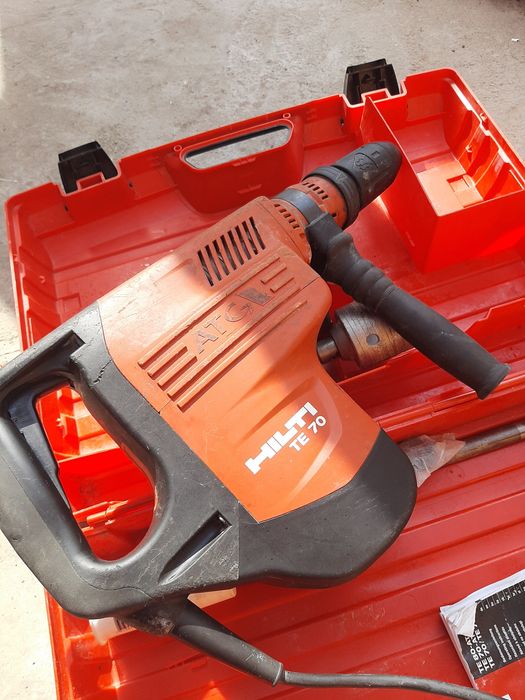 Продам перфоратор Хилти