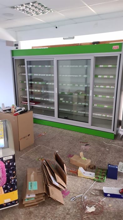 Importator vitrine frigorifice magazine