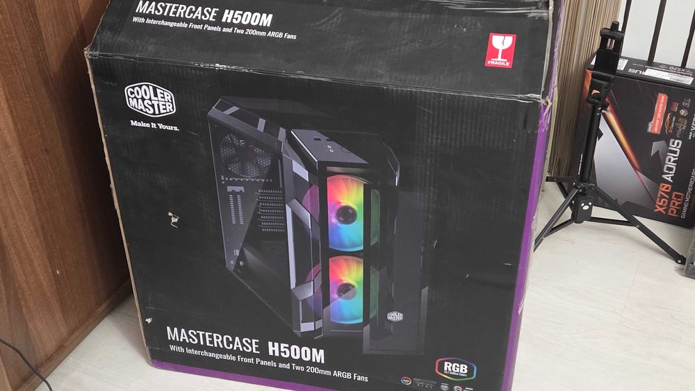 Carcasa PC CoolerMaster H500M MidTower