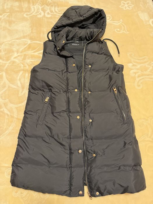 Vand vesta Zara, dama neagra, ca noua, purtata o ora.