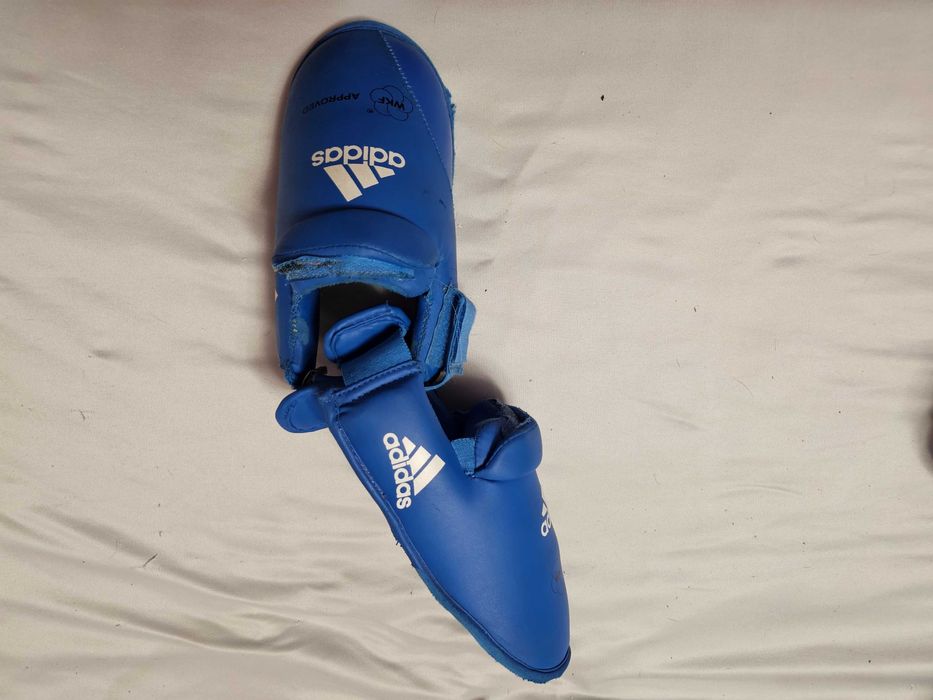 Протектори за карате Tokaido, Adidas