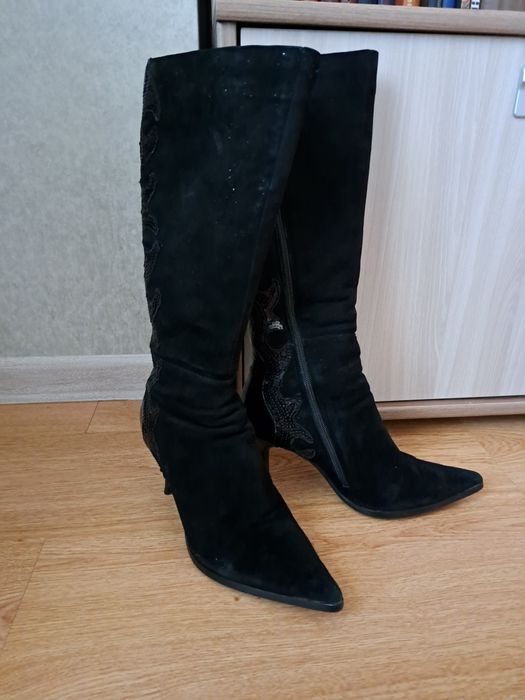 Женские зимние сапоги