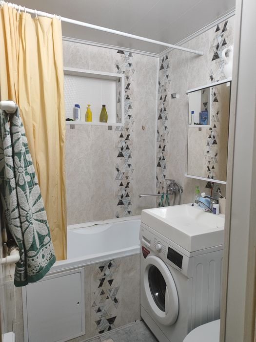 Сдам 2 х комнатную квартиру