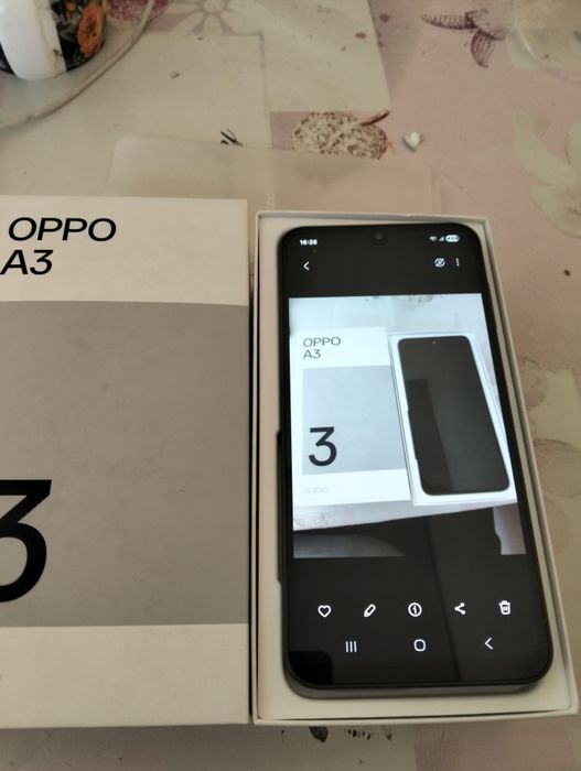 Продам телефон A3