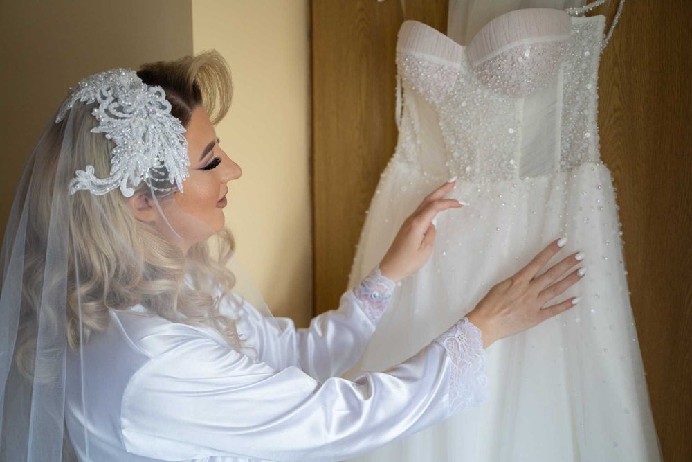 Vand rochie de mireasa