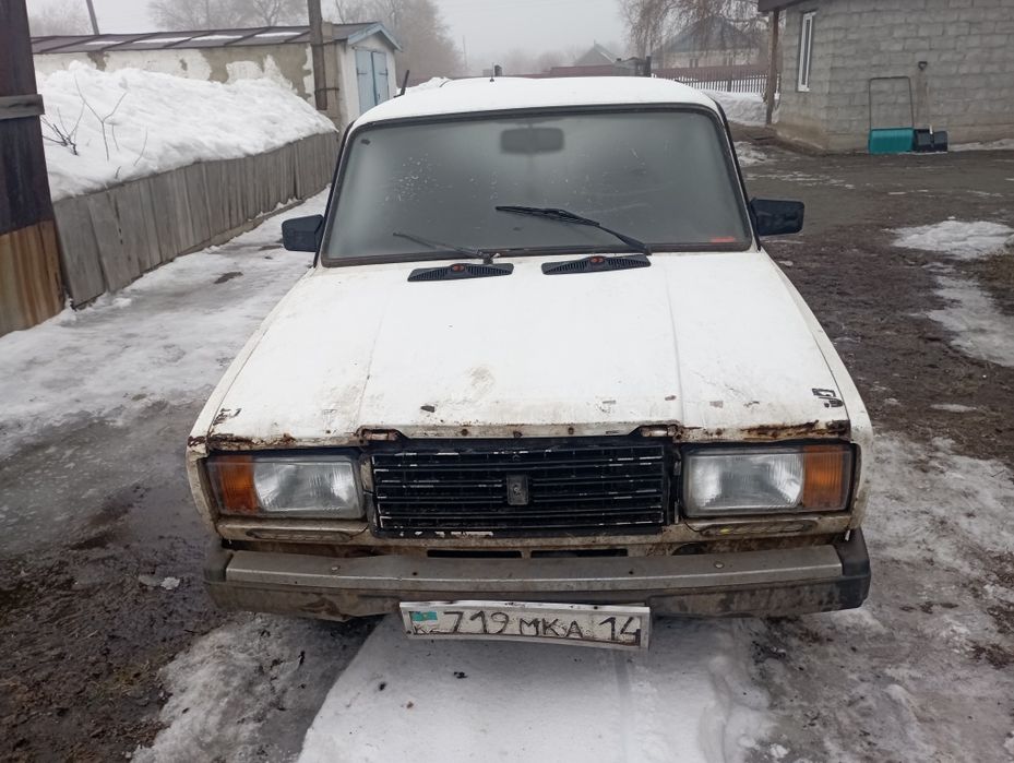 Продам ВАЗ 2107 в нерабочем состоянии
